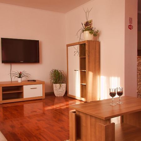 Apartments Nika Слуни Экстерьер фото