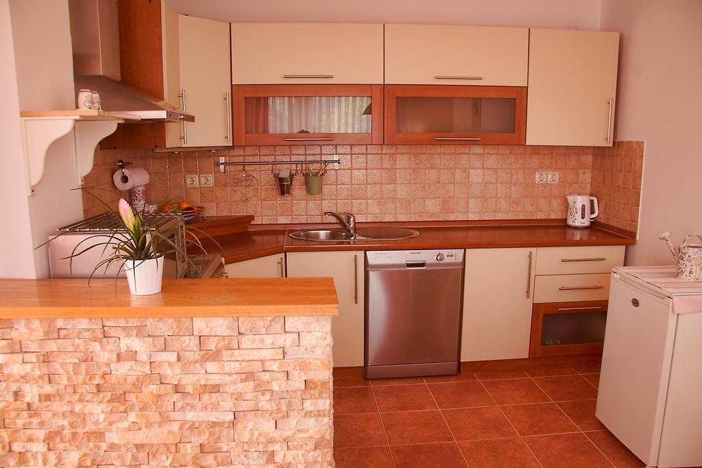 Apartments Nika Слуни Экстерьер фото